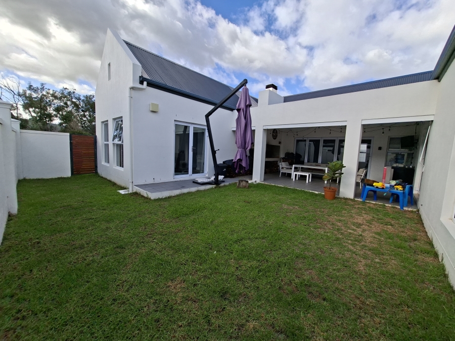 To Let 3 Bedroom Property for Rent in Croydon Vineyard Estate Western Cape